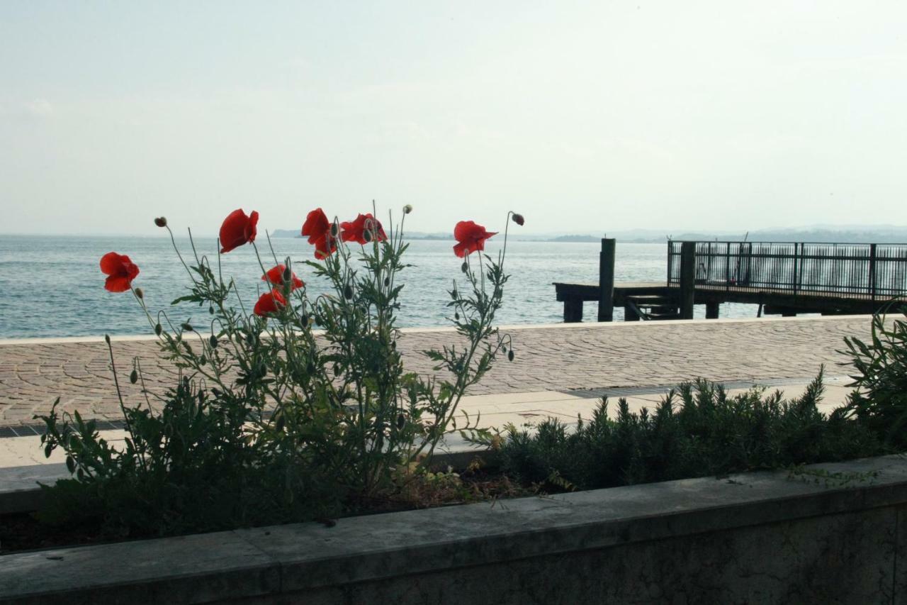 Garda Friends Apartments Toscolano Maderno Exteriör bild